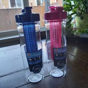 🚰FRUIT WATER BOTTLE/INFUSER/ TUMBLER/each( 1 pink 1 blue)